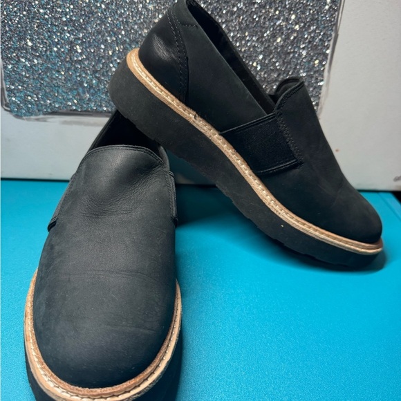 Clarks Black shoes size 8 - Picture 4 of 13